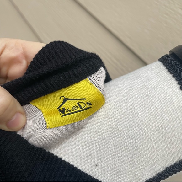 Ms AND Dn 90's Vinage RARE Anime Sweater EXCELLENT - Picture 3 of 5